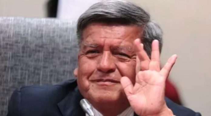 César Acuña postulará a la presidencia por tercera vez y lleva a ‘mochasueldos’ en su lista al Congreso